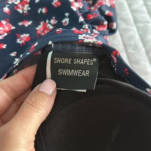 EUC Shaping one piece bathing suit - Picture 6 of 9